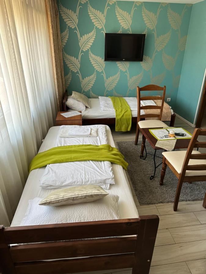 Mosoly Apartman Seghedin Exterior foto