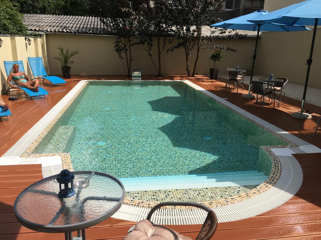 Mosoly Apartman Seghedin Exterior foto
