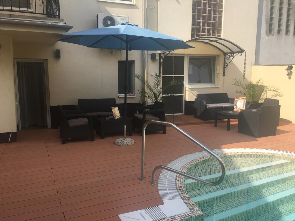 Mosoly Apartman Seghedin Exterior foto