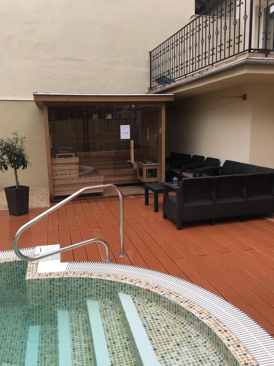 Mosoly Apartman Seghedin Exterior foto